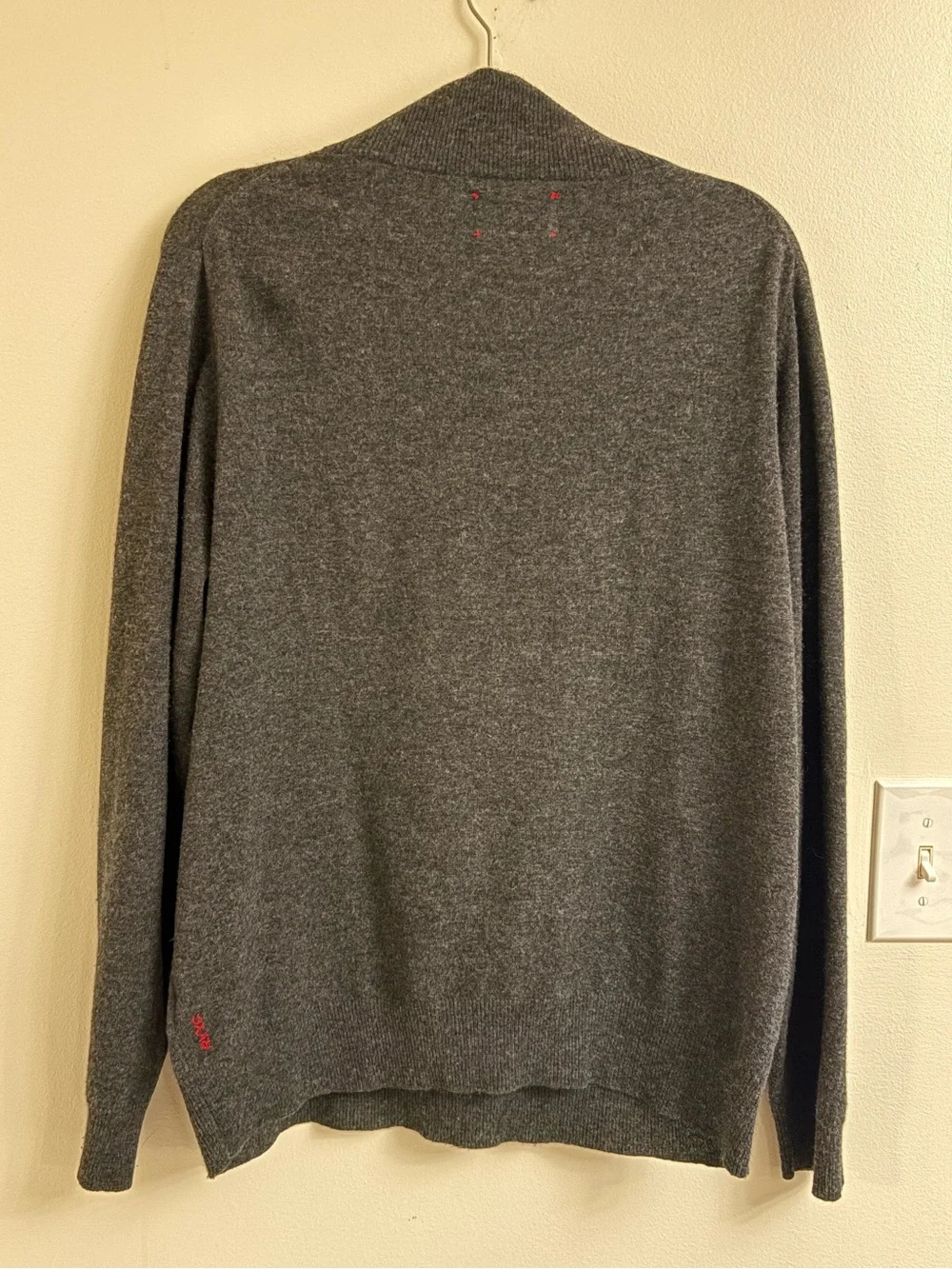 Royal Vancouver Yacht Club Men’s XL 100% Cashmere Quarter Zip Sweater Gray